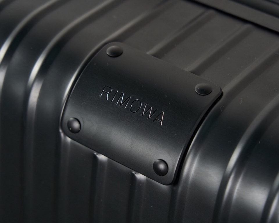 Fatty Fong, Truck Sport All Aluminum~~~Rimowa original Topas series~~~~~~Top Craftsmanship...... Rimowa Luggagetrolley case【All Aluminum-Magnesium Alloy】Original Sport Sport Edition!A super high level of compulsion, a lo