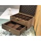 #New Product First Launch #Double solid wood 1 compartment watch box vs jewelry box  Carefully developed and uniquely crafted.#Exclusive customized background #(Impeccable)  Size  33215Weight ：3.5kg