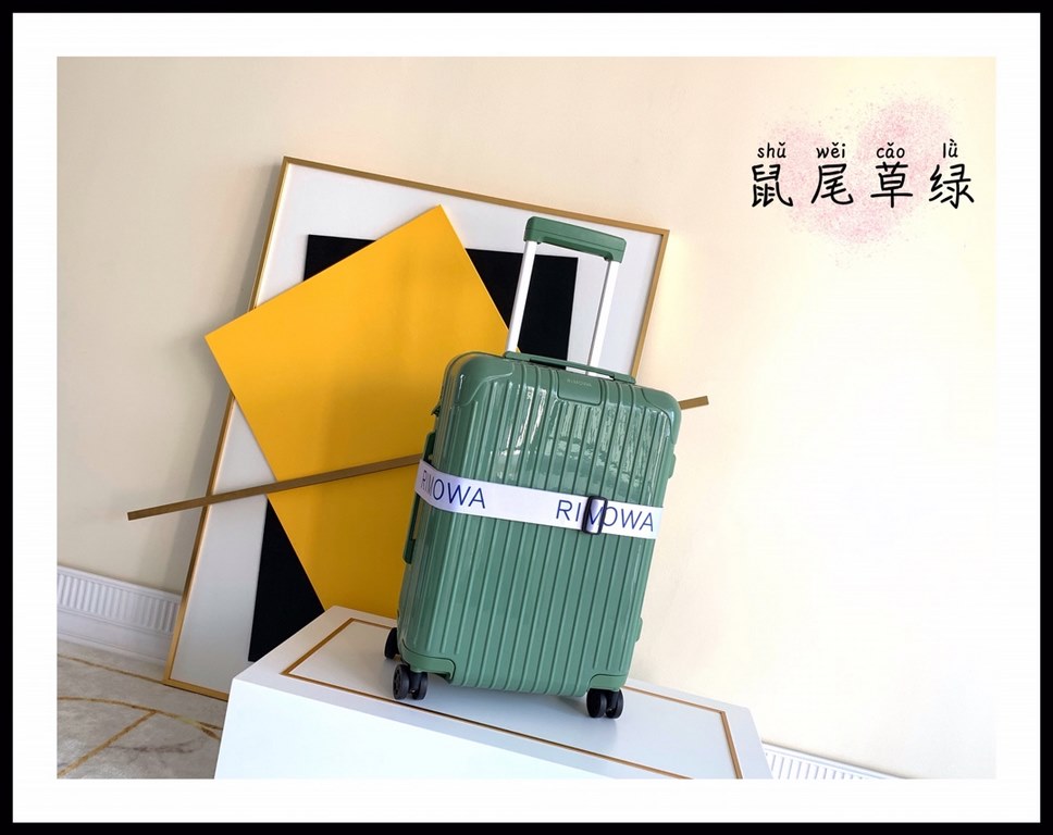 Rimowa Trolley caseluggageUltra-light pc zipper case, must get the same high value trolley case of YiYiChixi! Rimowa Essential new color collection! When you're young, you need to look good to travel!  Free Rimowa StrapM