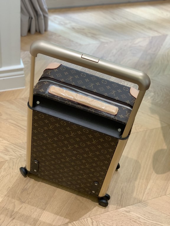 LOUIS VUITTON-HORIZON four-wheeled trolley case 55cm Specifications 38  55  21 (L  H  W) counter genuine quality In stock!L V Horizon trolley case is a classic piece created by the brand in collaboration with designer Ma