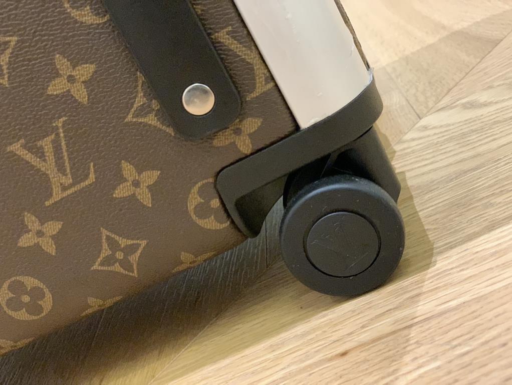 LOUIS VUITTON-HORIZON four-wheeled trolley case 55cm Specifications 38  55  21 (L  H  W) counter genuine quality In stock!L V Horizon trolley case is a classic piece created by the brand in collaboration with designer Ma