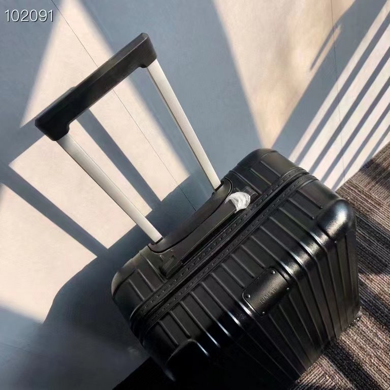 RIMOW@Sumova new colorful suitcase, YiYangQianXi same Essential series, colorful, enjoy the journey. Using the national universal TSA customs lock, upgraded version of the simple logo fashion high-end, universal wheels b