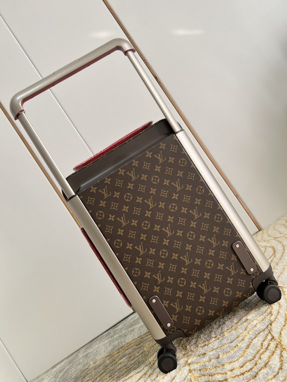 EXCLUSIVE PHOTOS The new Horizon luggage revolutionizes Louis Vuitton's legendary heritage with a creative twist. The iconic Monogram canvas is embellished with travel appliqués that harken back to the brand's heritage o