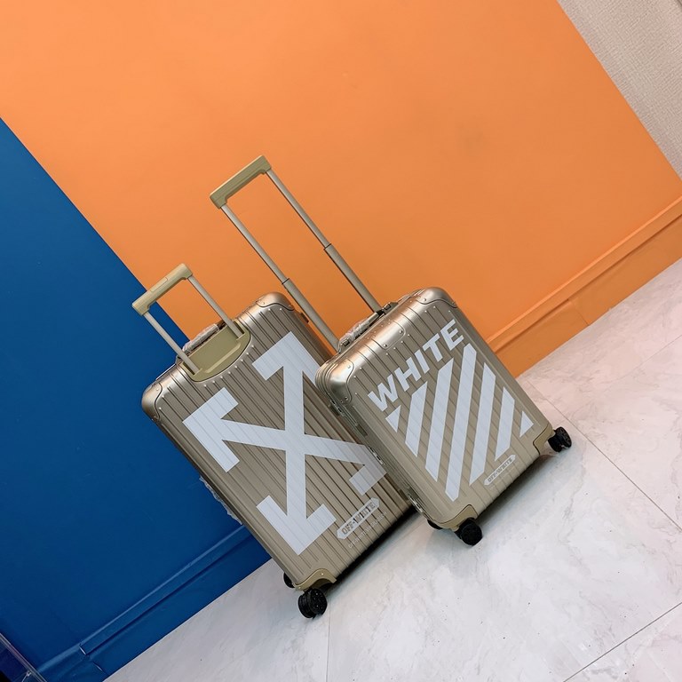 Original goodsMaterial Aluminum-Magnesium Alloy Original Price Four FiguresIMOWA X Off-White Co-BrandingMOWA and Off-White are back with another new collab!MOWA has announced that they will be releasing different designs