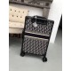 Dior LuggageHigh-end travelerVintage chic.It's really well loaded and sophisticated.It's a 20-inch suitcase.