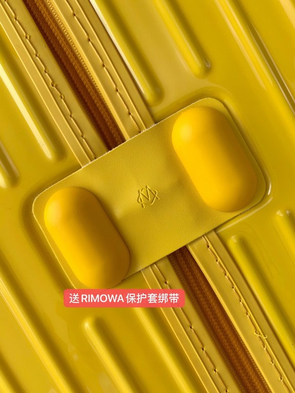 [Oilfield Gold] RIMOWA Zhimowa new color suitcase, easy to use the same Essential series, colorful, enjoy the journey. Using the national universal TSA customs lock, upgraded version of the simple logo fashion high-end, 