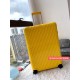 [Oilfield Gold] RIMOWA Zhimowa new color suitcase, easy to use the same Essential series, colorful, enjoy the journey. Using the national universal TSA customs lock, upgraded version of the simple logo fashion high-end, 