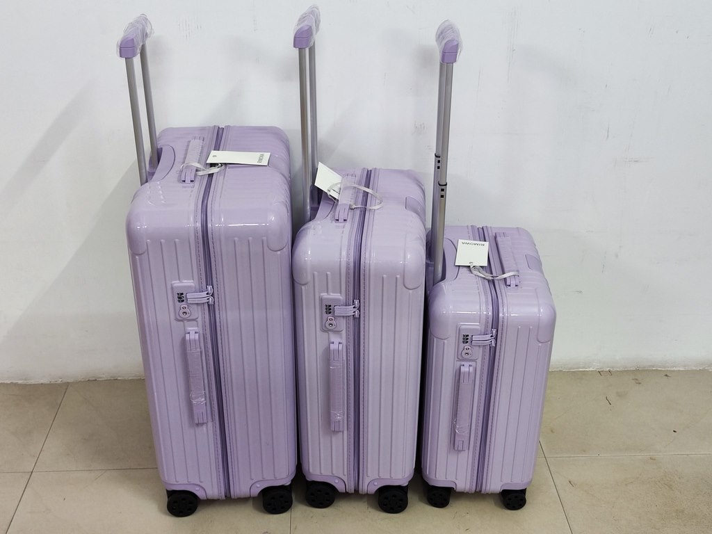 RIMOWA Lavender Purple 2126303133 In stock