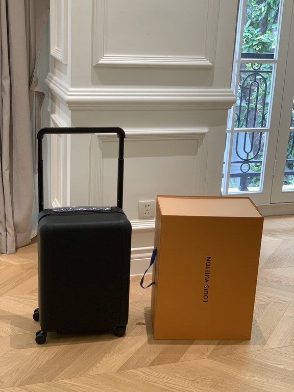 LOUIS VUITTON-HORIZON four-wheeled trolley case 55cm Specifications 38  55  21 (L  H  W) counter genuine quality In stock!L V Horizon trolley case is a classic piece created by the brand in collaboration with designer Ma