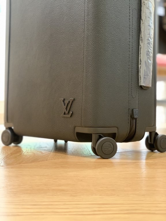 LOUIS VUITTON-HORIZON four-wheeled trolley case 55cm Specifications 38  55  21 (L  H  W) counter genuine quality In stock!L V Horizon trolley case is a classic piece created by the brand in collaboration with designer Ma