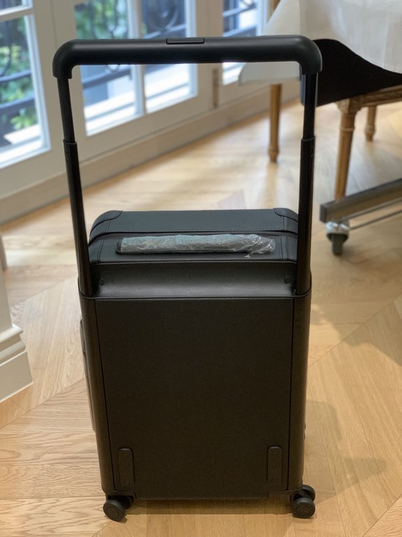 LOUIS VUITTON-HORIZON four-wheeled trolley case 55cm Specifications 38  55  21 (L  H  W) counter genuine quality In stock!L V Horizon trolley case is a classic piece created by the brand in collaboration with designer Ma