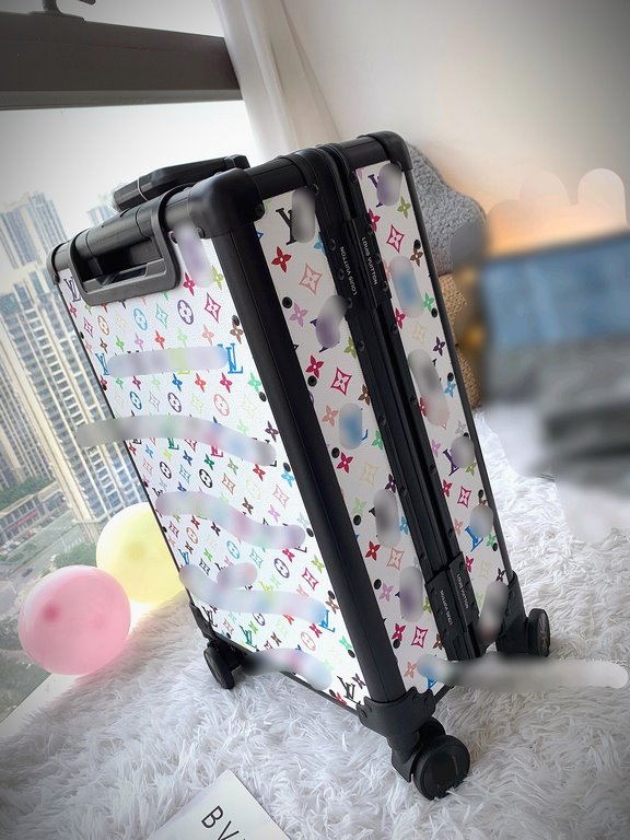 Donkey luggagetrolley caseAnother set of new fashion favorites, this retro-shaped trolley case has its own unique kind of fashionable and competent style, strength and value are online   Pan him! Classic flower material 