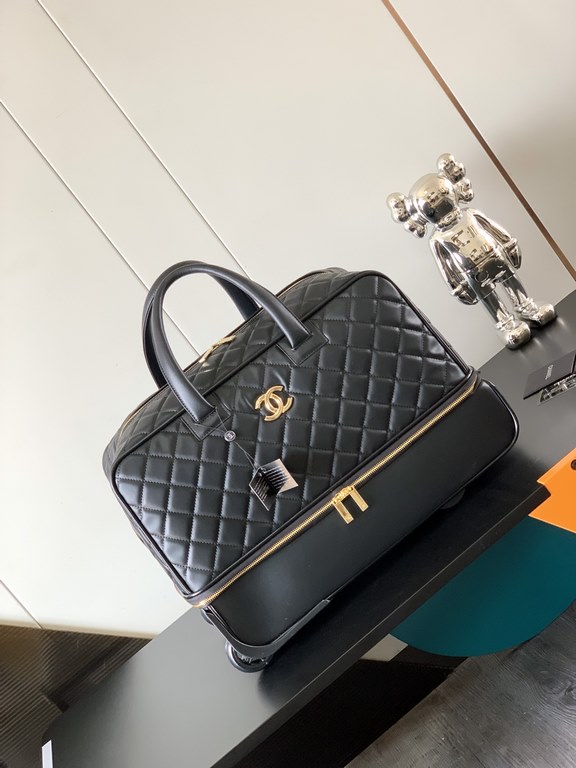 GF4343XNE Chanel classic diamond lattice trolley case can also be handheld with   has been a large number of shipments of Oh, travel shopping must-have models, double-layer capacity is very touching    bottom   device sh