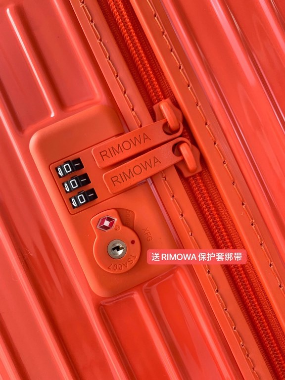 [Coral Orange] RIMOWA Zhimowa new color suitcase, easy to use the same Essential series, colorful, enjoy the journey. Using the national universal TSA customs lock, upgraded version of the simple logo fashion high-end, u