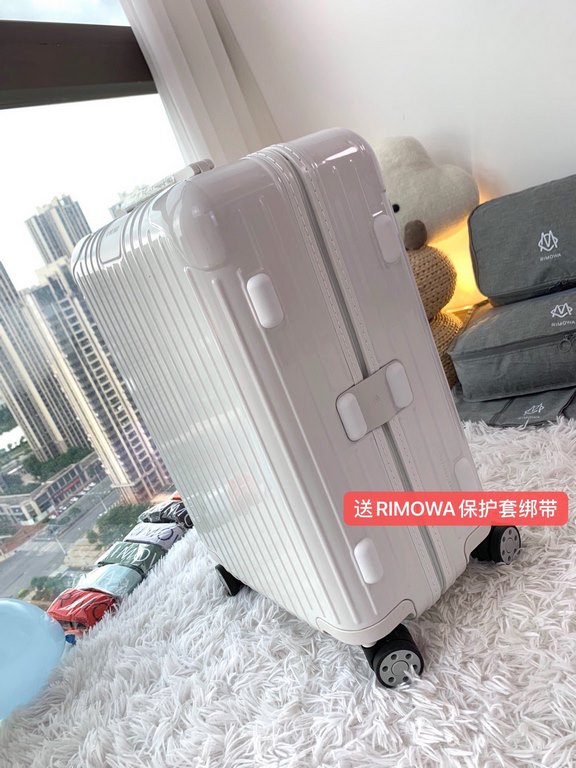 [White] RIMOWA Zhimowa new color suitcase, easy to use the same Essential series, colorful, enjoy the journey. Using the national universal TSA customs lock, upgraded version of the simple logo fashion high-end, universa