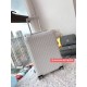 [White] RIMOWA Zhimowa new color suitcase, easy to use the same Essential series, colorful, enjoy the journey. Using the national universal TSA customs lock, upgraded version of the simple logo fashion high-end, universa