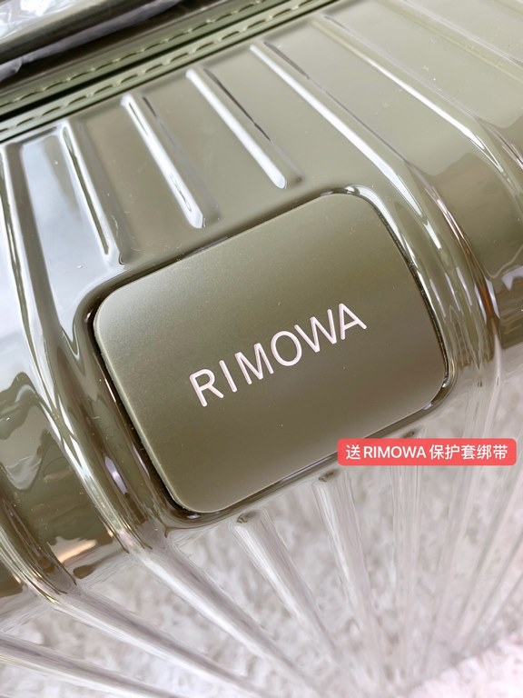 [Cactus green] RIMOWA Zhimowa new color suitcase, easy to use the same Essential series, colorful, enjoy the journey. Using the national universal TSA customs lock, upgraded version of the simple logo fashion high-end, u