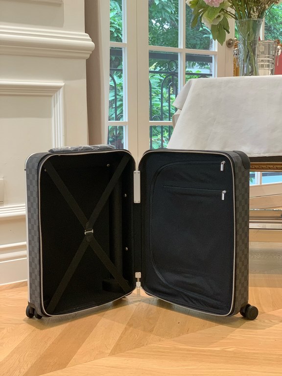 LOUIS VUITTON-HORIZON four-wheeled trolley case 55cm Specifications 38  55  21 (L  H  W) counter genuine quality In stock!L V Horizon trolley case is a classic piece created by the brand in collaboration with designer Ma