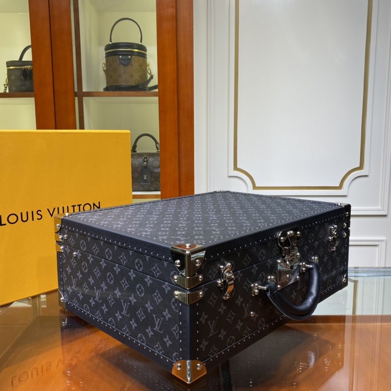 Louis Vuitton saw these hard cases! Goose lady heart only two words have goods ah ah ah ah ah ah ah ah ah ah ah ah ah ah ah ah ah ah ah ah ah ah.    After all, all are Louis Vuitton customized models.      These boxes (L