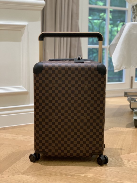 LOUIS VUITTON-HORIZON four-wheeled trolley case 55cm Specifications 38  55  21 (L  H  W) counter genuine quality In stock!L V Horizon trolley case is a classic piece created by the brand in collaboration with designer Ma