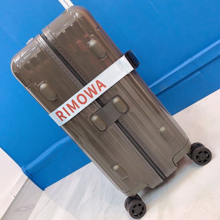 Ultralight pc, double rod series! The latest version of the counter, the head of the latest one-piece aluminum label, the wheels are also used in the counter the latest rimowa graphic logo, which forced much higher look 