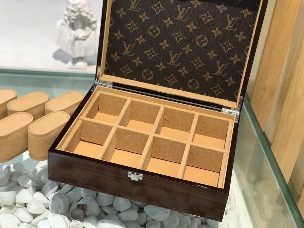 #New Product First Launch8 Compartment Lid Solid Wooden Multifunctional Watch Box  carefully developed and uniquely crafted.# Exclusive customized background  (Impeccable)  Size  25228.5Weight ：1.5kg