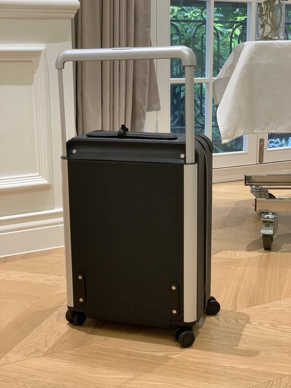 LOUIS VUITTON-HORIZON four-wheeled trolley case 55cm Specifications 38  55  21 (L  H  W) counter genuine quality In stock!L V Horizon trolley case is a classic piece created by the brand in collaboration with designer Ma