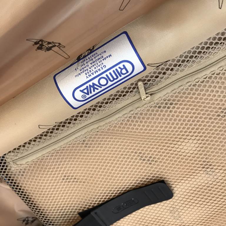 The strongest co-branding in history Exclusive Limited LV X Supreme X Rimowa Counter size 20 inch Aluminum magnesium alloy Front logo one-piece hydraulic High-end workshop boutique Ultimate Edition