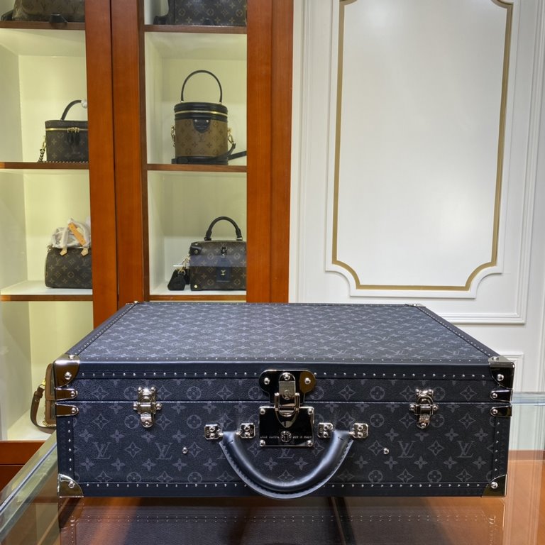 Louis Vuitton saw these hard cases! Goose lady heart only two words have goods ah ah ah ah ah ah ah ah ah ah ah ah ah ah ah ah ah ah ah ah ah ah.    After all, all are Louis Vuitton customized models.      These boxes (L