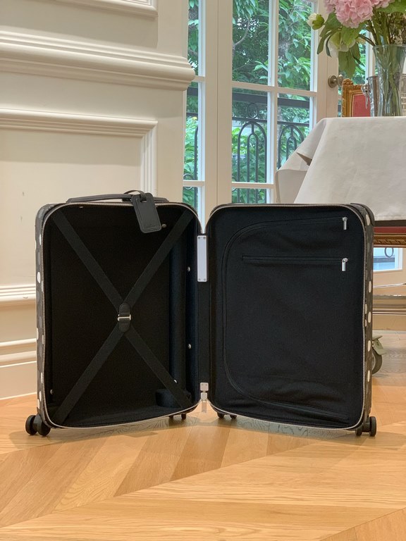 LOUIS VUITTON-HORIZON four-wheeled trolley case 55cm Specifications 38  55  21 (L  H  W) counter genuine quality In stock!L V Horizon trolley case is a classic piece created by the brand in collaboration with designer Ma