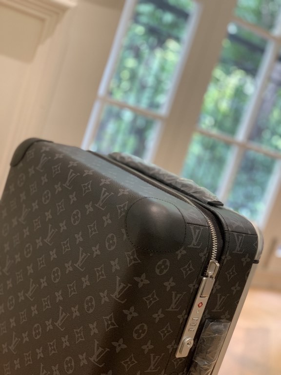 LOUIS VUITTON-HORIZON four-wheeled trolley case 55cm Specifications 38  55  21 (L  H  W) counter genuine quality In stock!L V Horizon trolley case is a classic piece created by the brand in collaboration with designer Ma