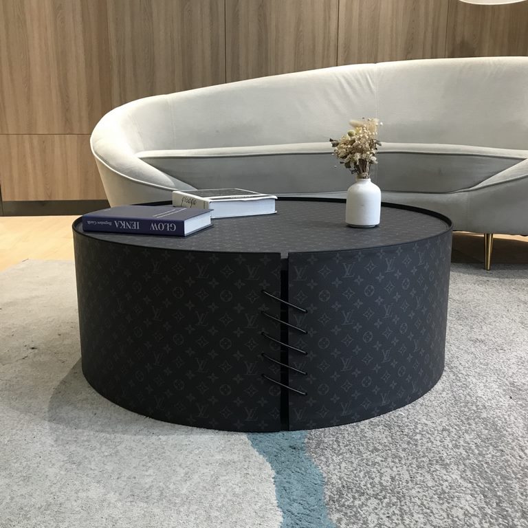 LOUIS VULTTON. The newest model. Crafted with care. Luxurious coffee table set. Sleek and elegant. Simple and stylish. Flexible matching. The eye-catching C position in the living room.  using high-end steel plate fabric