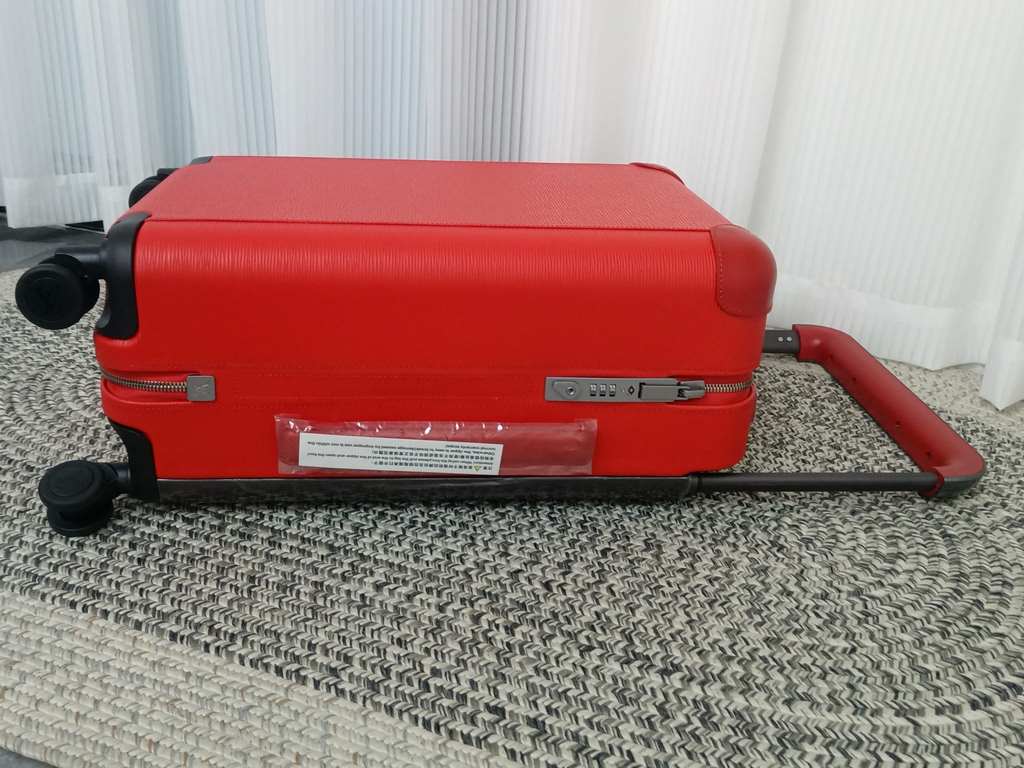 #Classic Water Ripple ~ RedHorizontal creative trolley case four wheels wide trolley bar③ color   combination of hot modelsSize 365019CM Weight 2.6kg