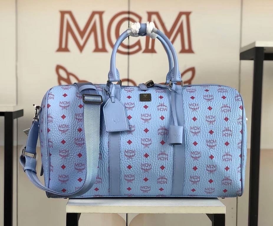 Code 6022 MCM Traveler Visetos Weekend Travel BagCrafted from durable Visetos printed   coated canvas and bonded lining for reduced weight, the Visetos Weekend   Traveler Bag is one of our top lightweight textures. This 