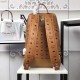 [MCM] Original stock   Duke model backpack, made of classic MCM letter print coated canvas in a minimalist style, features a top closure zipper. Built-in compartment for tablet storage. The interior is optionally lined w