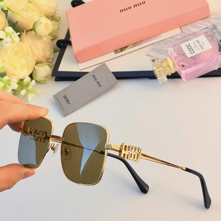 miumiu2024 new Xiaohongshu net red models sunglasses female thin metal square large frame light-colored sunglasses Korean street shooting