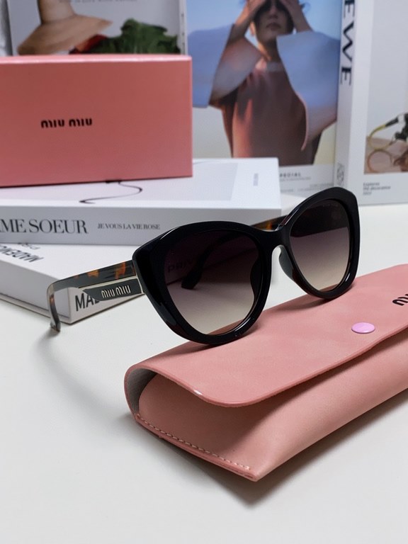 MiuMiu Miu Miu 2024 sunglasses female high-class sense cat-eye frame era teenage group the same sunglasses Ms. pop-ups