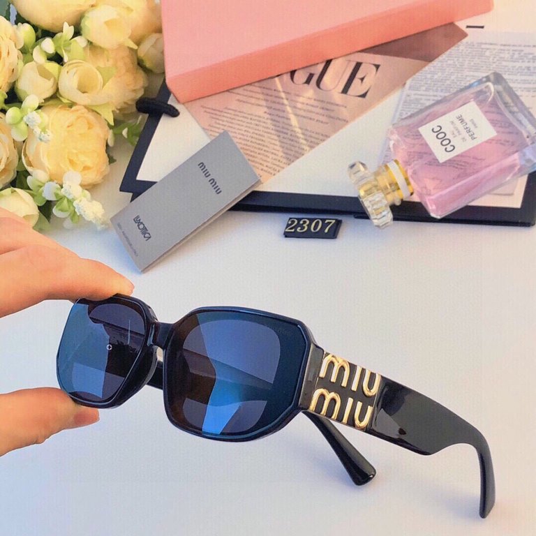 miumiu Europe and the United States retro cat-eye sunglasses female 2024 new net red hundred with high-level sense of sunglasses driving anti-ultraviolet tide