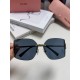 MIUMIU girl's new color is coming ~ want to weld on the face of the sunglasses!Hard goods are not afraid to be late ~ after months of ZP molding to createAny details perfectly reproduced, the official website without col