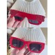 The original MIUMIU sunglasses are salty and sweet!!!! Love it so much!How can beautiful women not have a pair of good-looking sunglassesThis style of sunglasses is really nice!The miumiulogo on both sides is very chic!T