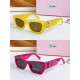 The color to ~ high version of the large logo non-market general merchandise!MIUMIU sunglasses can be salty and sweet!!!! I love it so much!How can beautiful women not have a pair of good-looking sunglassesThis style of 