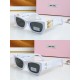 The color to ~ high version of the large logo non-market general merchandise!MIUMIU sunglasses can be salty and sweet!!!! I love it so much!How can beautiful women not have a pair of good-looking sunglassesThis style of 