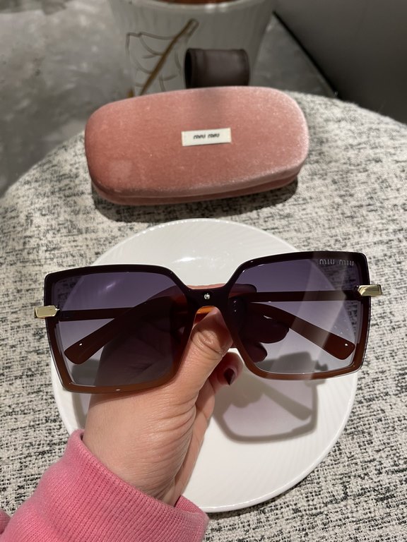 latest models miumiu home women's polarized sunglasses     starry sky models   big brand model   celebrity style Directly recommended models