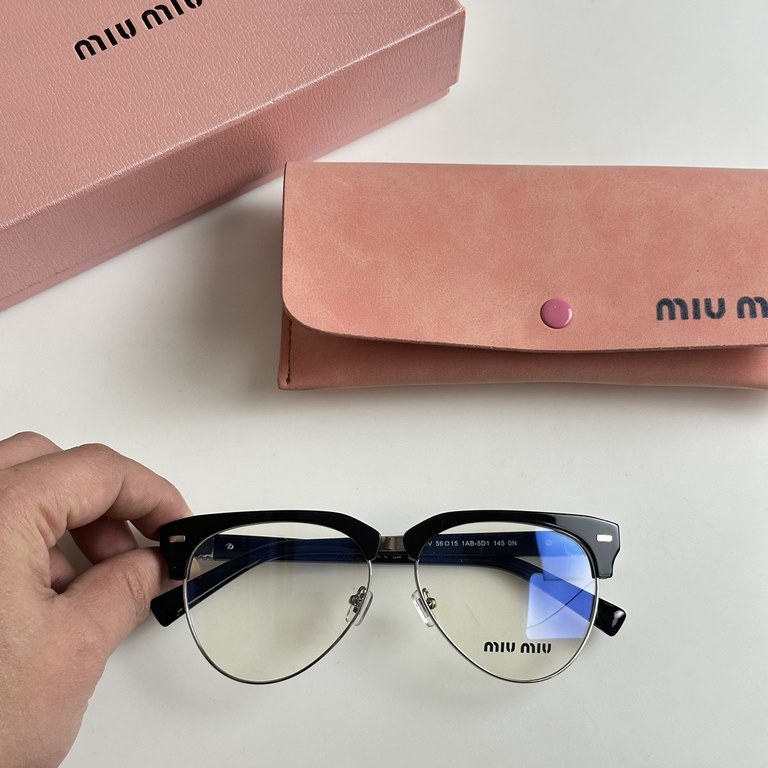 MIU MI VMU 56XV Advertisement runway modelSIZE：56口15-145