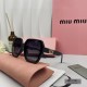 . [Italian fallacy-miumiu] . [Polaroid Resin Polarized Lenses]  . . [TR90 frames are lightweight and comfortable to wear]  . . [size 63-16-147, ] . [  new  sunglasses to reduce the burden of glare, blocking harmful light