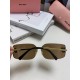 MIUMIU girl's new color is coming ~ want to weld on the face of the sunglasses!Hard goods are not afraid to be late ~ after months of ZP molding to createAny details perfectly reproduced, the official website without col