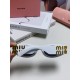 Tall version of the big logo 11WMIUMIU sunglasses are salty and sweet!!!! Love it so much!How can a beautiful woman not have a pair of good-looking sunglassesThis style of sunglasses is really nice!The miumiulogo on both