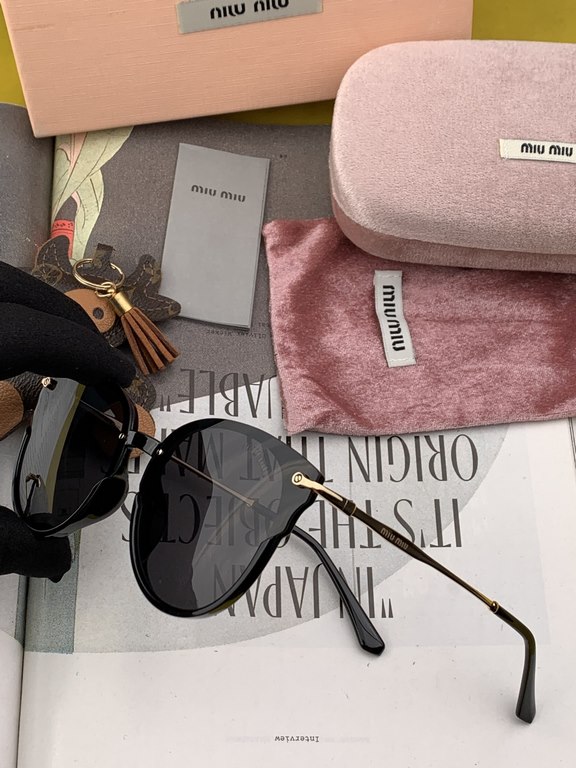 MIUMIU  Miu Miu    2023   shining new models bright debut   sunglasses tide products exquisite personality design simple fashion counter quality worth having absolute tide explosion Enhance the personal taste of the fash