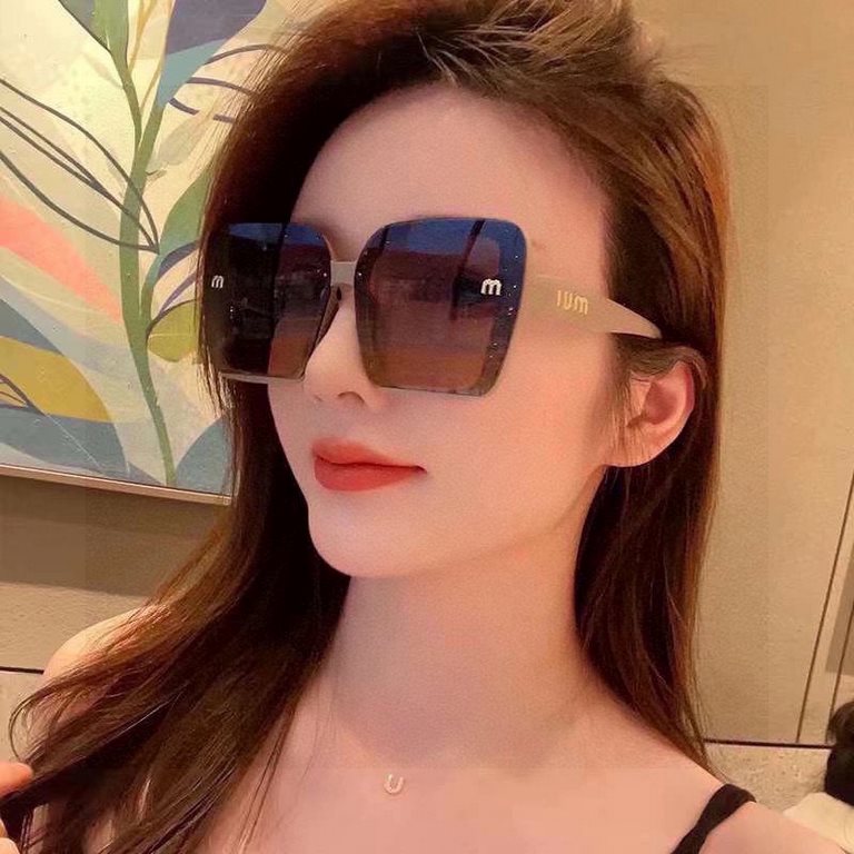 . NewBrand,   Miu Miu miumiu women's polarized sunglasses   TR frames   Imported Polaroid HD polarized lenses, metal logo inlaid temples, high-end customized design, wear a super model, travel and driving essentials. (No