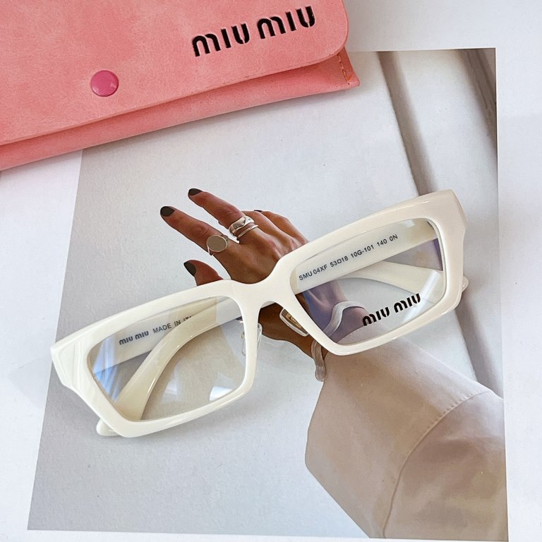 MIU M SMU 04XFSIZE 53 ports 18-140